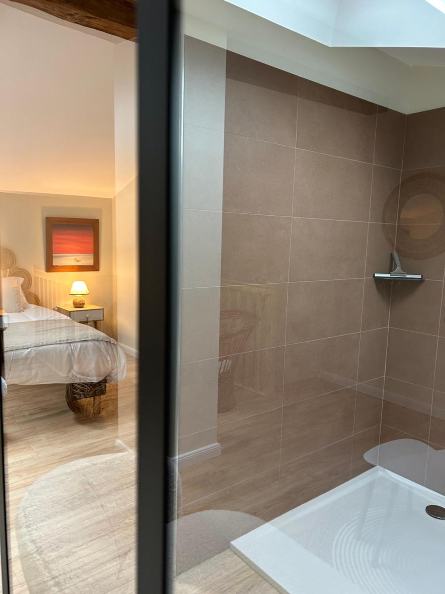 Domaine De La Gemoliere Bed & Breakfast Gemozac Bagian luar foto