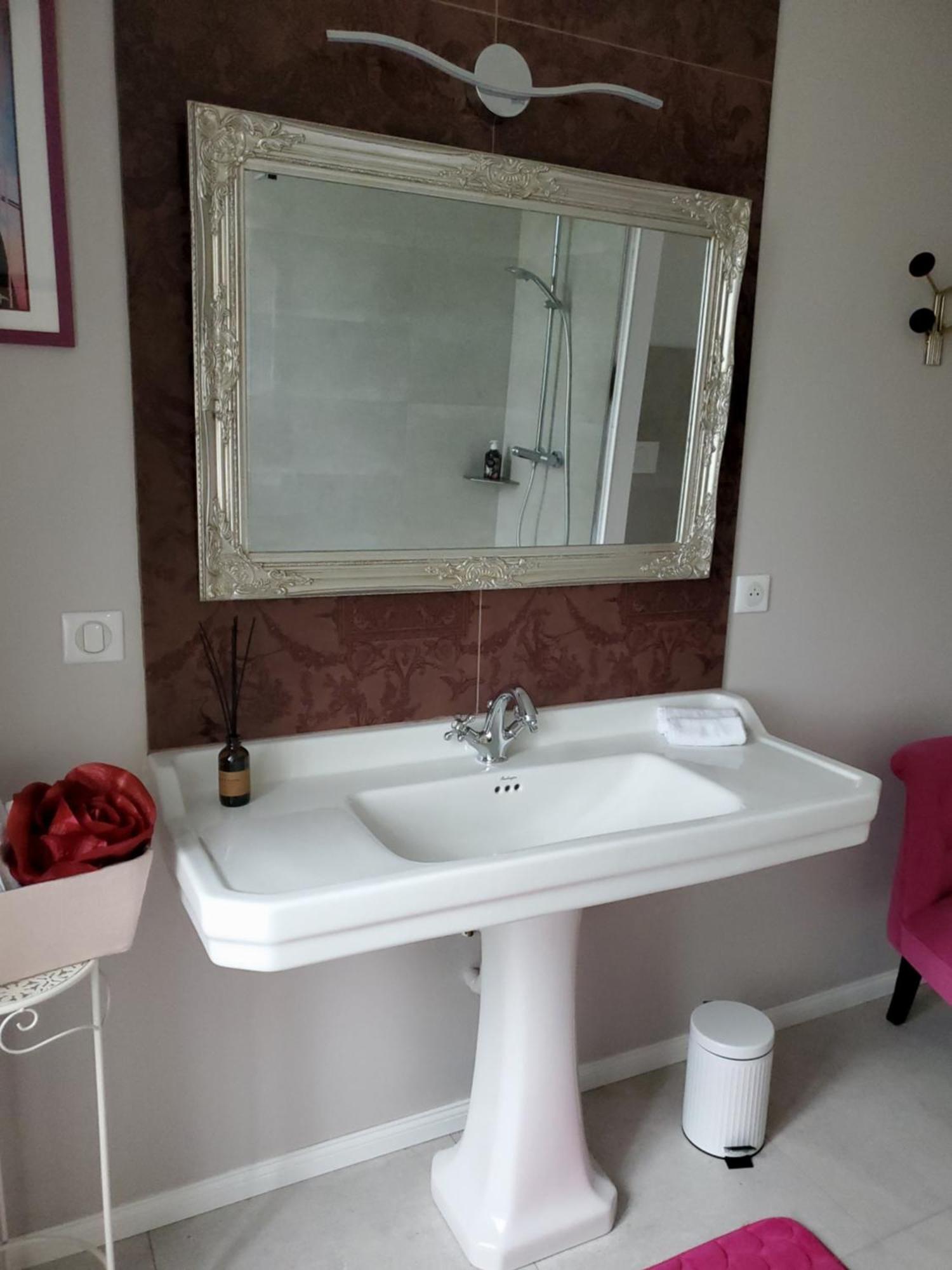 Domaine De La Gemoliere Bed & Breakfast Gemozac Bagian luar foto