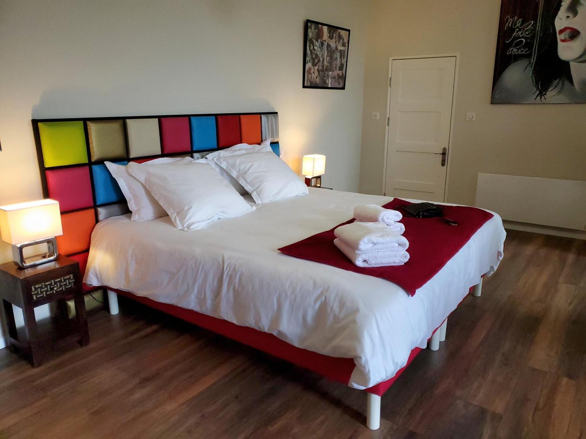 Domaine De La Gemoliere Bed & Breakfast Gemozac Bagian luar foto